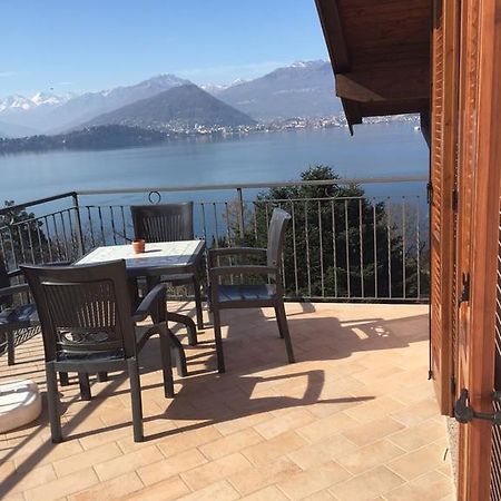 Ferienwohnung Apartment Laveno-Mombello Buitenkant foto