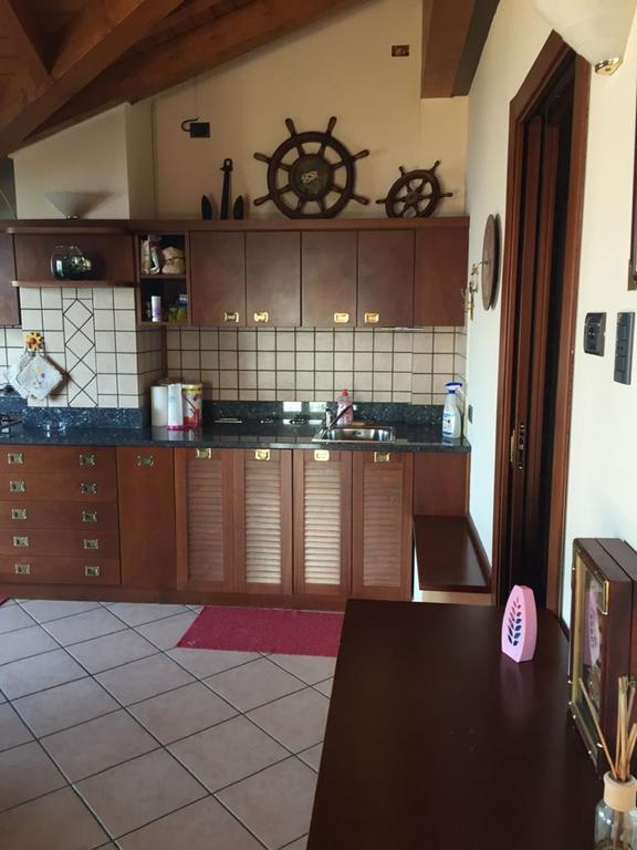 Ferienwohnung Apartment Laveno-Mombello Buitenkant foto