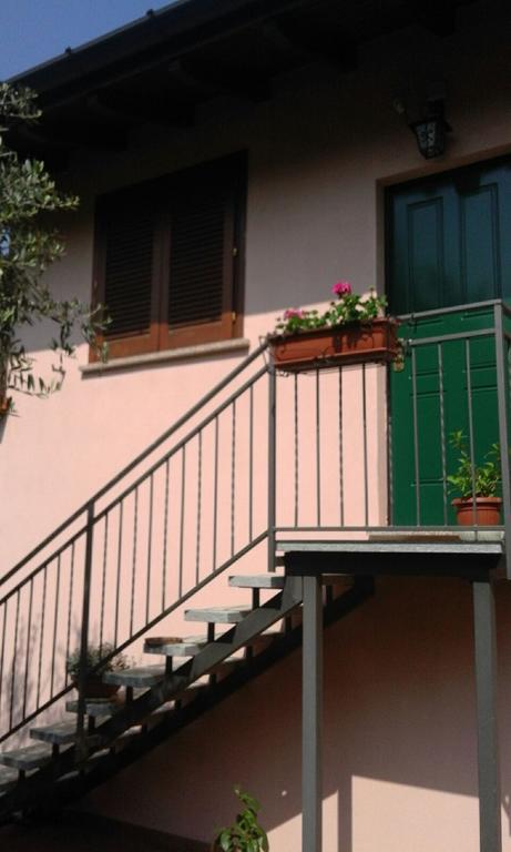 Ferienwohnung Apartment Laveno-Mombello Buitenkant foto